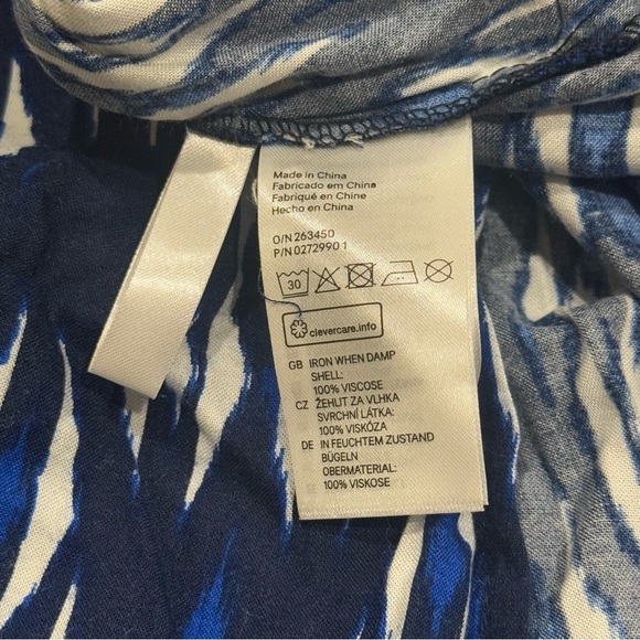 NEW H&M Blue and White Abstract Print Beach Swim Coverup Girl’s Size 12-13y - Picture 8 of 10